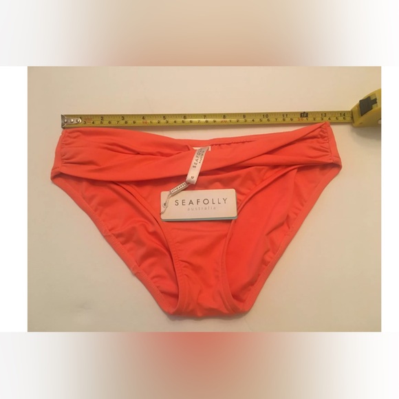 Seafolly twist bottom size 8US 12AU. NWT. Vibrant orange color. - Picture 4 of 6